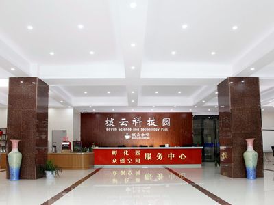 薛家撥云科技元133平精裝修辦公室直租，可注冊(cè)，享受科技中介服務(wù)